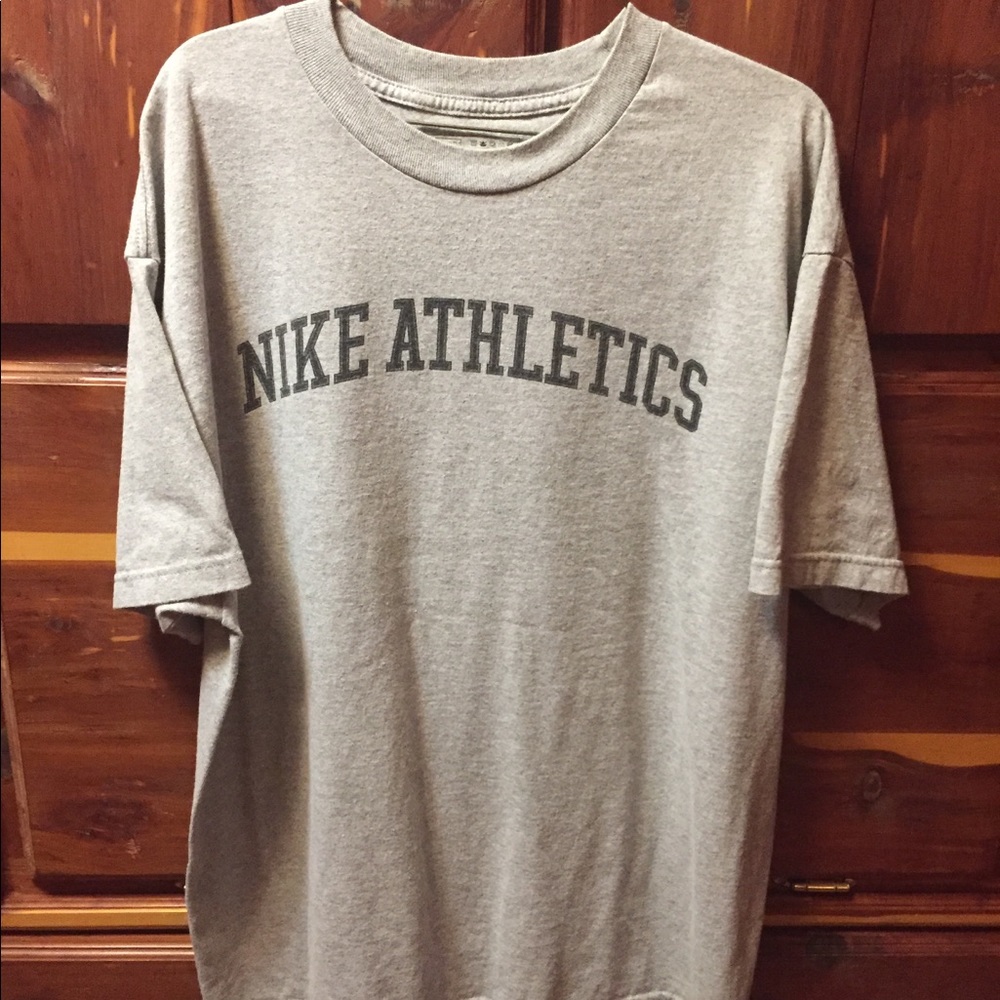 Men’s Nike Athletics Size XL